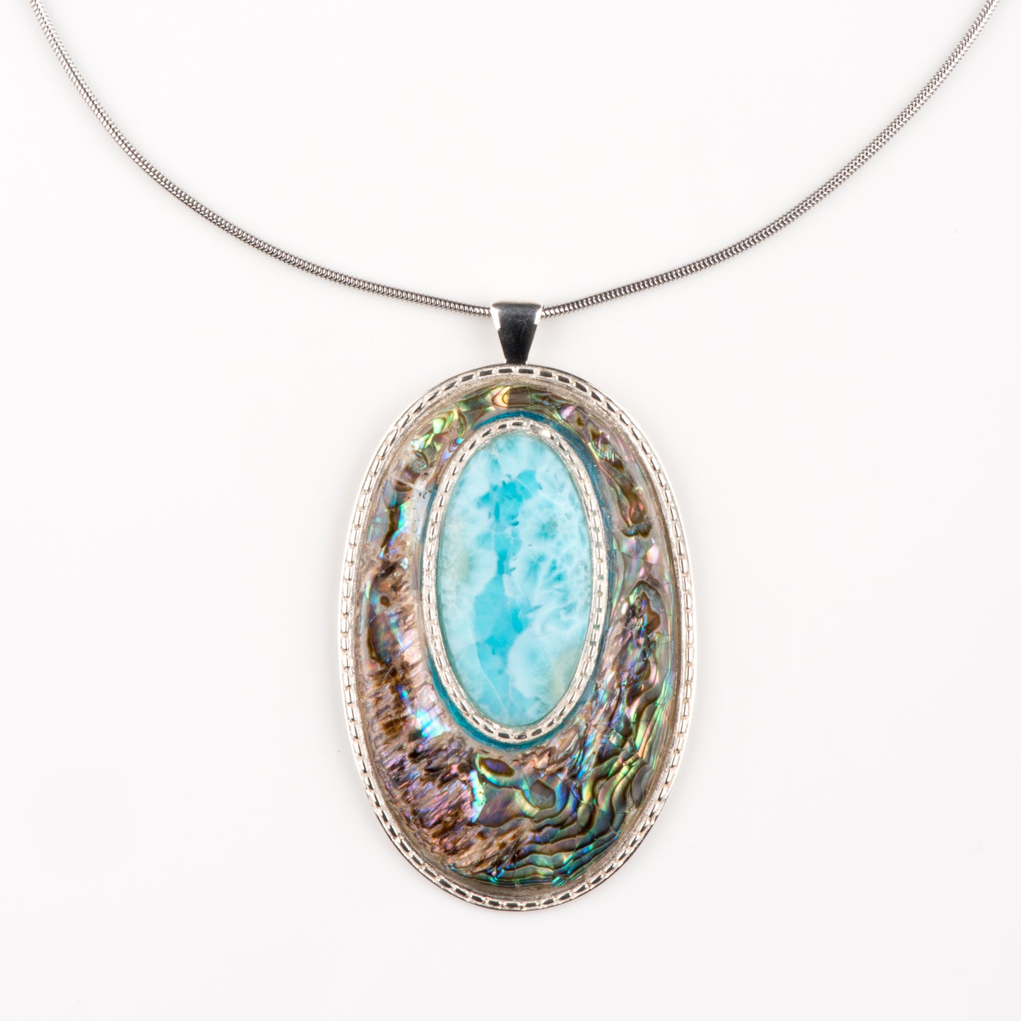 Larimar Collier