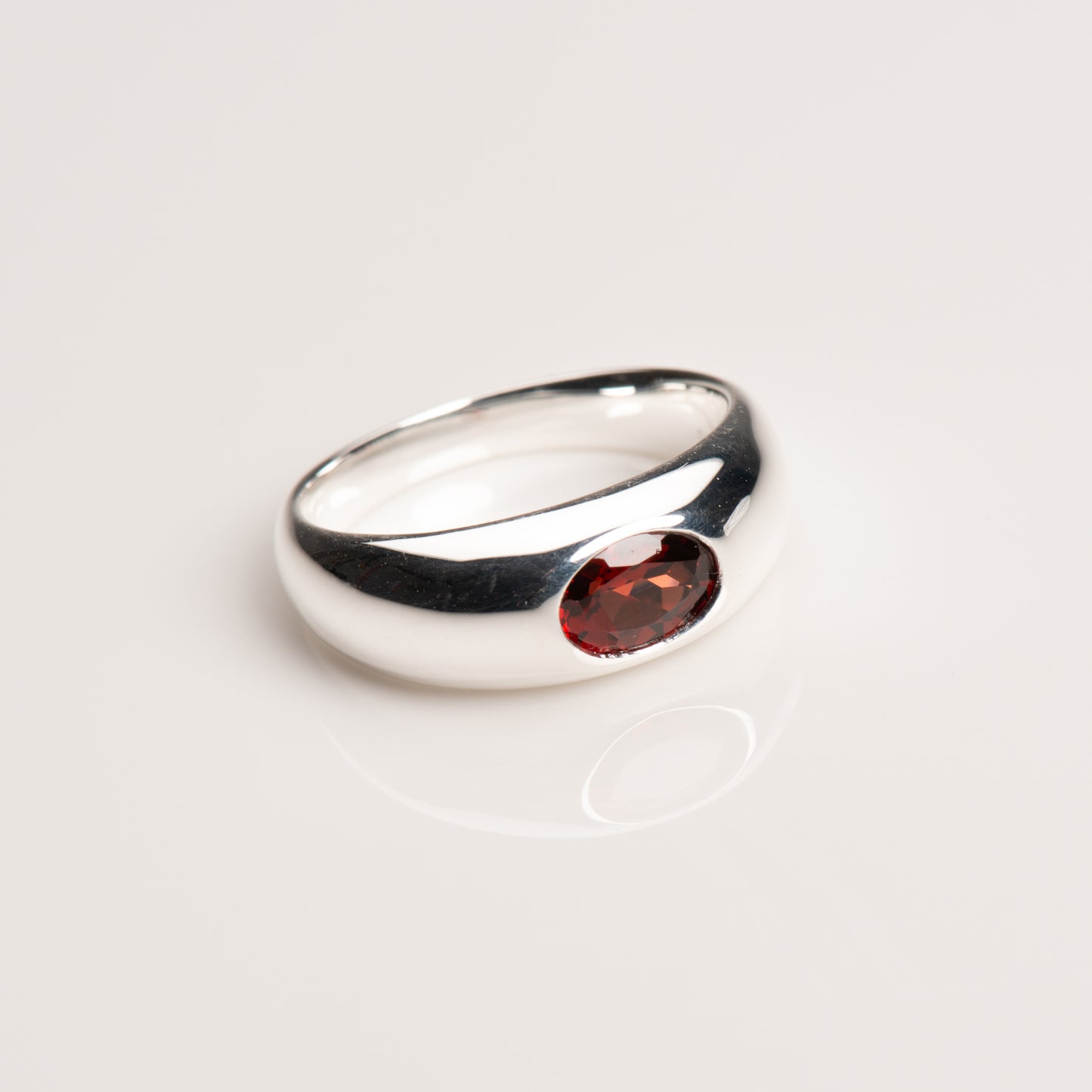 Granat Ring